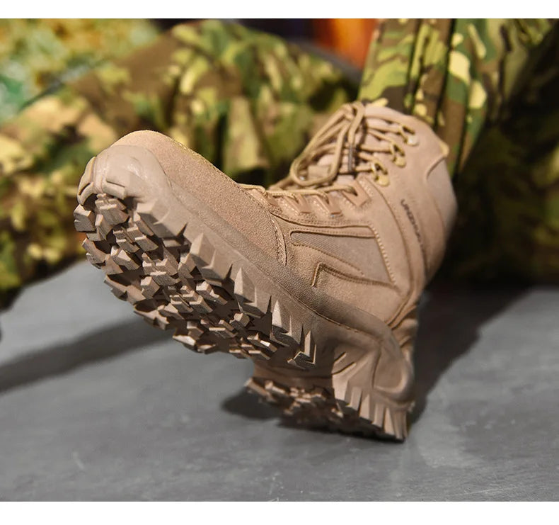CHRLCK Men Non-Slip Hiking Shoes Combat Boots Wear-resistant Hiking Shoes Waterproof Mountaineering Trekking Boots Outdoor Sport
