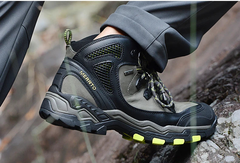 MERRTO cowhide Hiking shoes Men trekking boot mountian waterproof hunting Boots Male Sneakers Tactical Desert Combat Ankle Boots