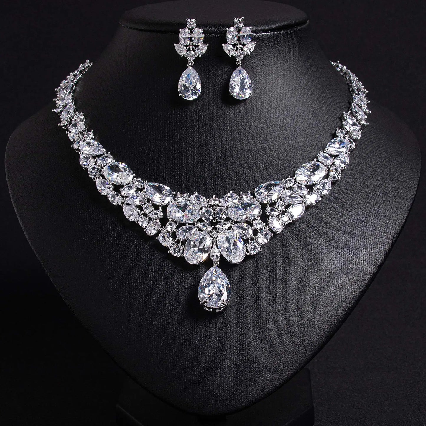 Luxury Temperament Charm Drops Zirconia Jewellery Ladies Necklace Earrings Accessories Set Party Prom Wedding Dress M-340