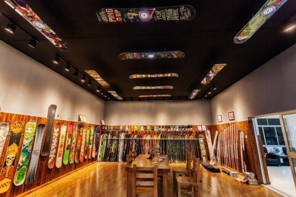 Newly Custom design alpine mountain snow skis for kid adult women men's custom-made ski board equipment ski manufacturer