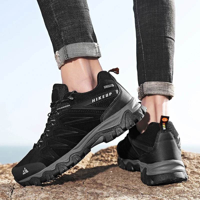 HIKEUP High Quality Leather Hiking Shoes Durable Outdoor Sport Men Trekking Leather Shoes Lace-Up Climbing Hunting Sneakers