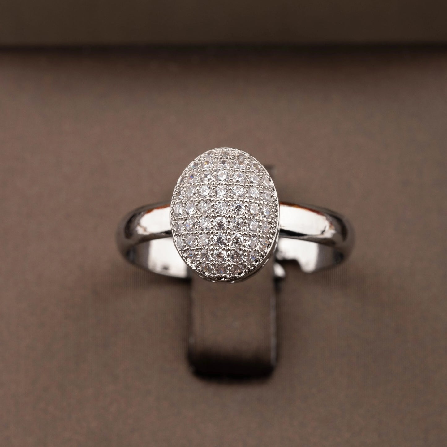 1 Set of High-Quality Luxurious and Elegant Cubic Zirconia Oval Pendant Decorative Jewelry Set Suitable for Women's Daily Wear and Banquets, Gift Box Not Included