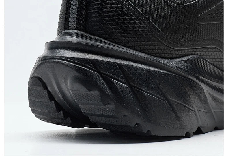 Xtep Male's Cotton Shoes 2025 Winter New Arrival Strong Wrapping Comfortable Lace Up Cushion Durability Sneakers 875419370017