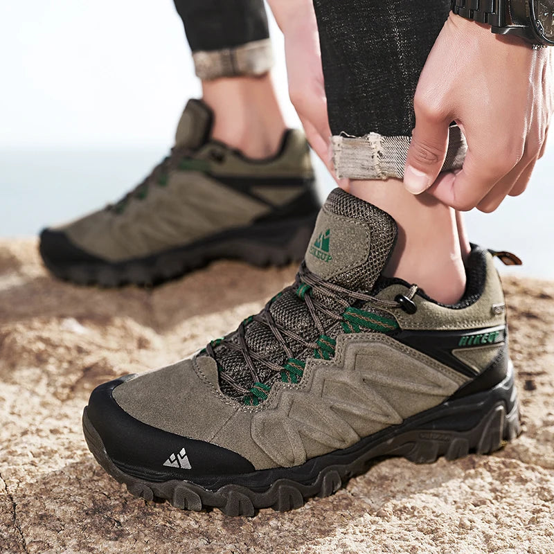 HIKEUP High Quality Leather Hiking Shoes Durable Outdoor Sport Men Trekking Leather Shoes Lace-Up Climbing Hunting Sneakers