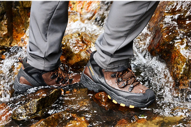 MERRTO cowhide Hiking shoes Men trekking boot mountian waterproof hunting Boots Male Sneakers Tactical Desert Combat Ankle Boots