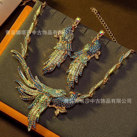 Vintage Style Jewelry Set European and American Heavy Craft Luxurious Parrot Earrings Necklace